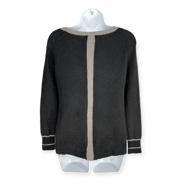 Subtle Luxury | S/M | 100% Cashmere Black Gray Stripe V-Neck Hi-Lo Sweater - Picture 5 of 6